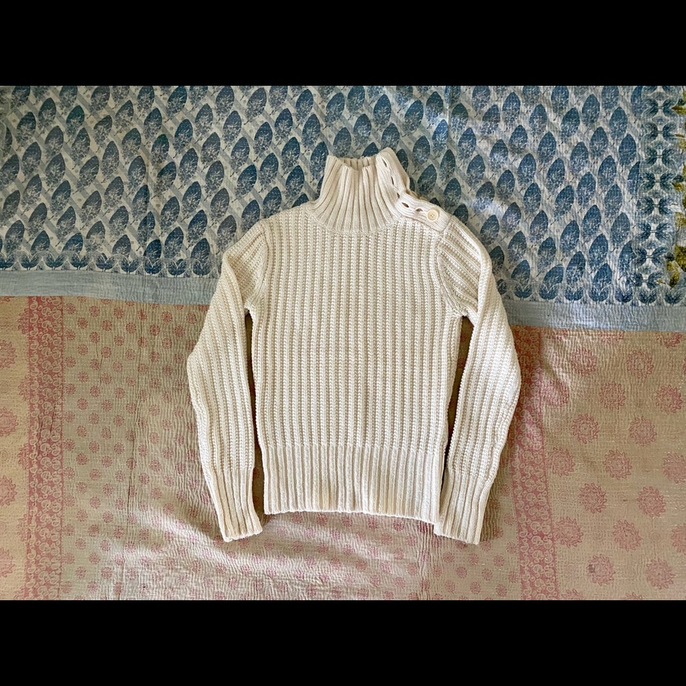 banana republic cream wool turtleneck sweater